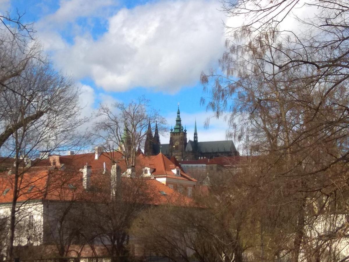 Apartman V Zahrade Praha Troja - Apartment In The Garden Prague Troja ภายนอก รูปภาพ