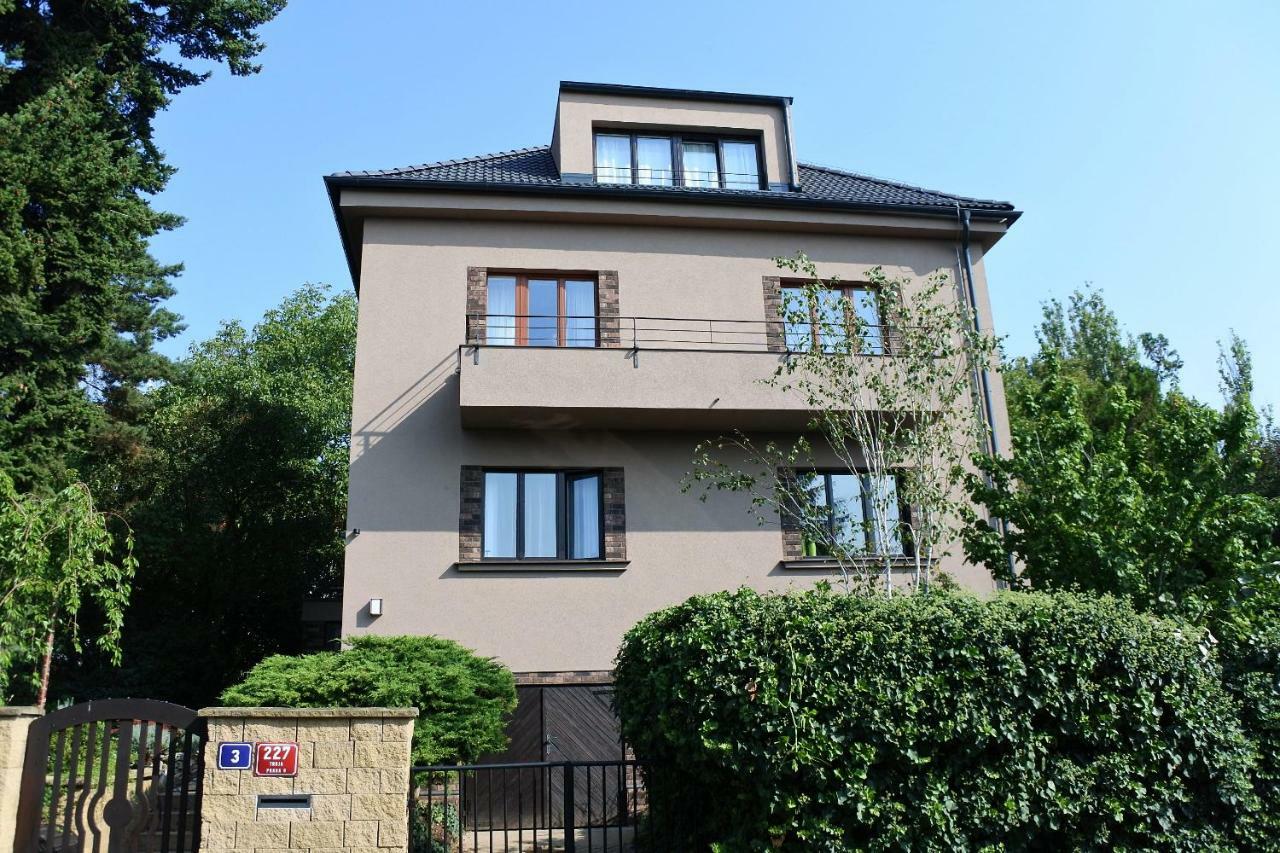 Apartman V Zahrade Praha Troja - Apartment In The Garden Prague Troja ภายนอก รูปภาพ