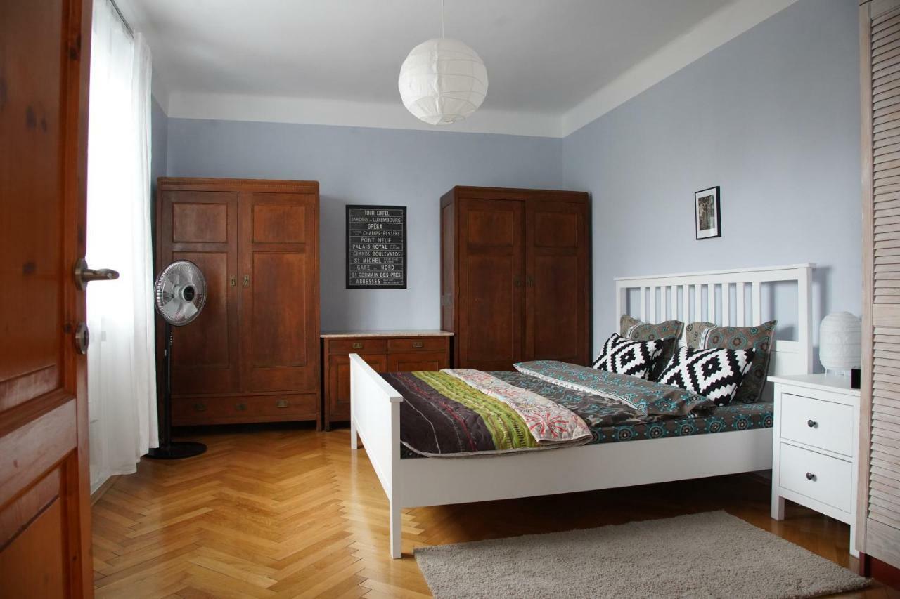 Apartman V Zahrade Praha Troja - Apartment In The Garden Prague Troja ภายนอก รูปภาพ